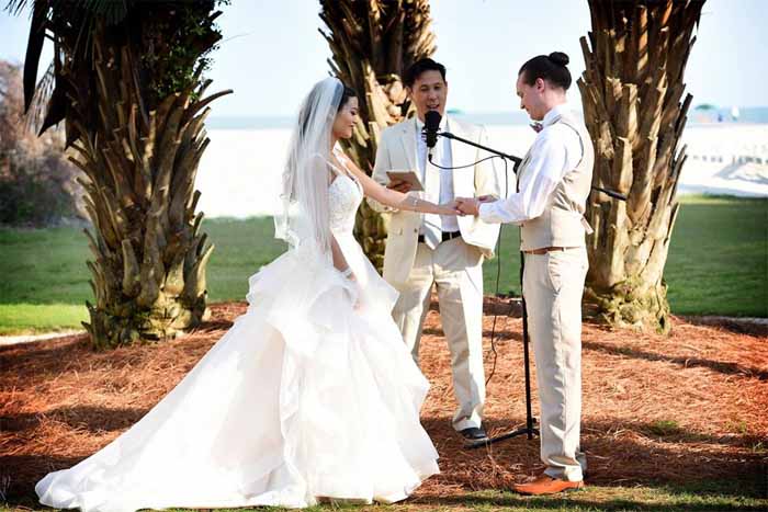 A picture of Keilah Kang and Ben Killian wedding.